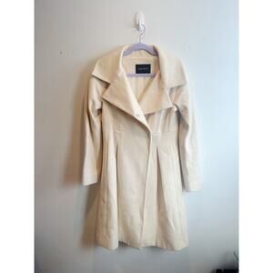 Nine West Ivory Wool Blend Winter Coat Pleated Back Size 8